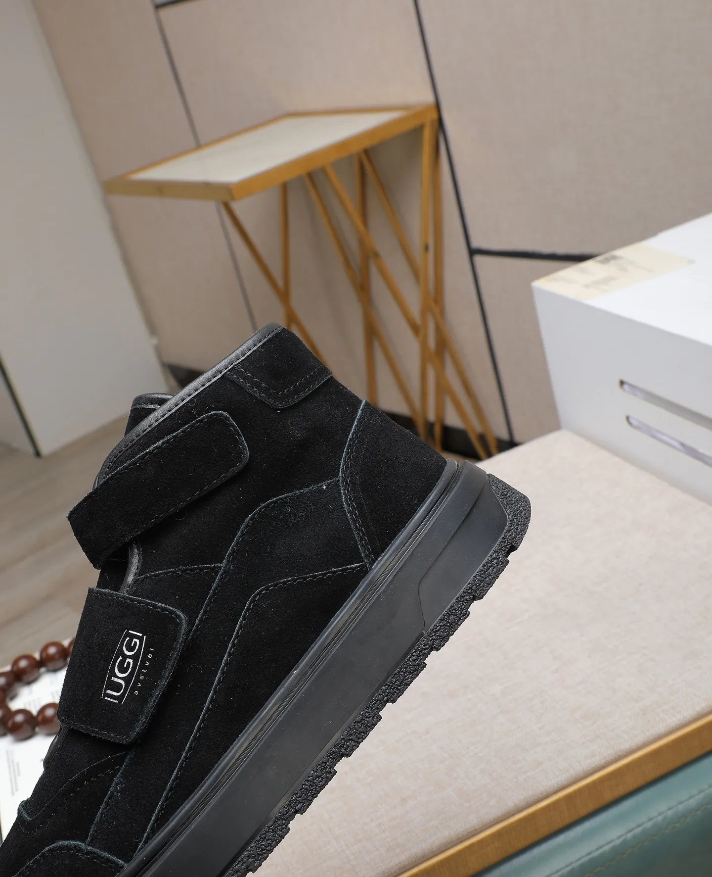 Men's shoes 💰600 IUGGI new retro presbyopia men's shoes, casual and versatile, full of high-end sense, fashionable, luxury and personalized style, joint style, retro presbyopia factor, full of handsome style, first layer suede cowhide, wool lining, rubber outsole, light and non-slip size: 39-44